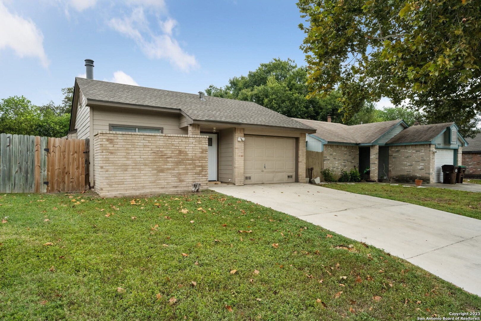 Photo 1 of 25 — 11331 TWO WELLS DR, San Antonio, TX 78245