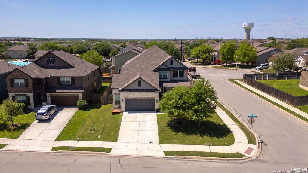 Photo of 417 Saddle Glen, Cibolo, TX 78108 (MLS # 1898996)