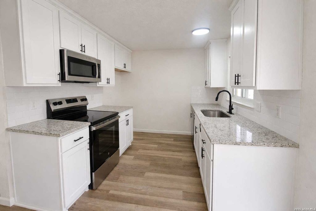 Photo of 1070 Frost Fire, San Antonio, TX 78245 (MLS # 1954795)