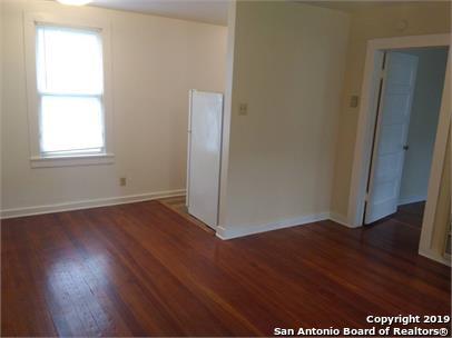 221 W Magnolia Ave 4