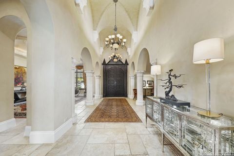 640 Terrell Terrell Hills TX 78209