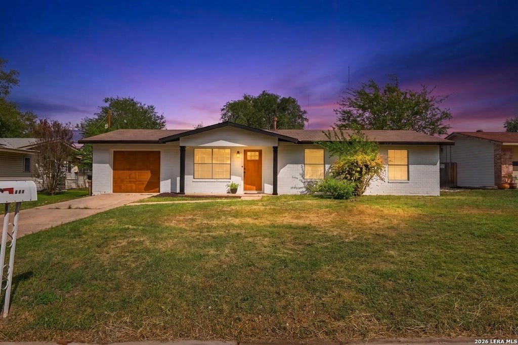 Photo of 4011 TALLULAH DR, San Antonio, TX 78218 (MLS # 2011722)