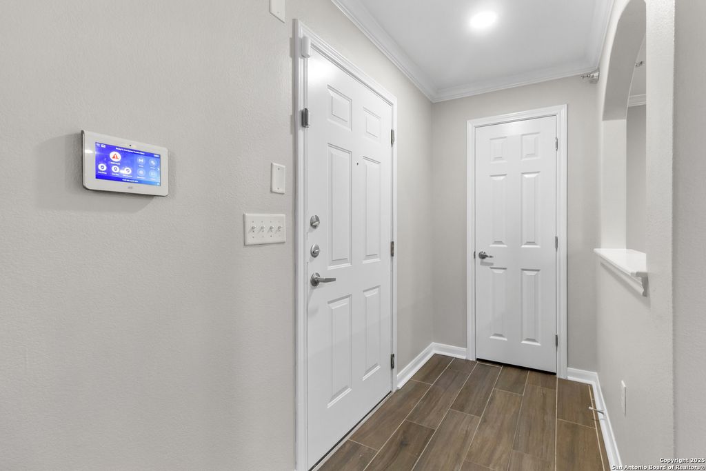 Photo of 7323 Snowden 1305 #1305, San Antonio, TX 78240 (MLS # 1889955)
