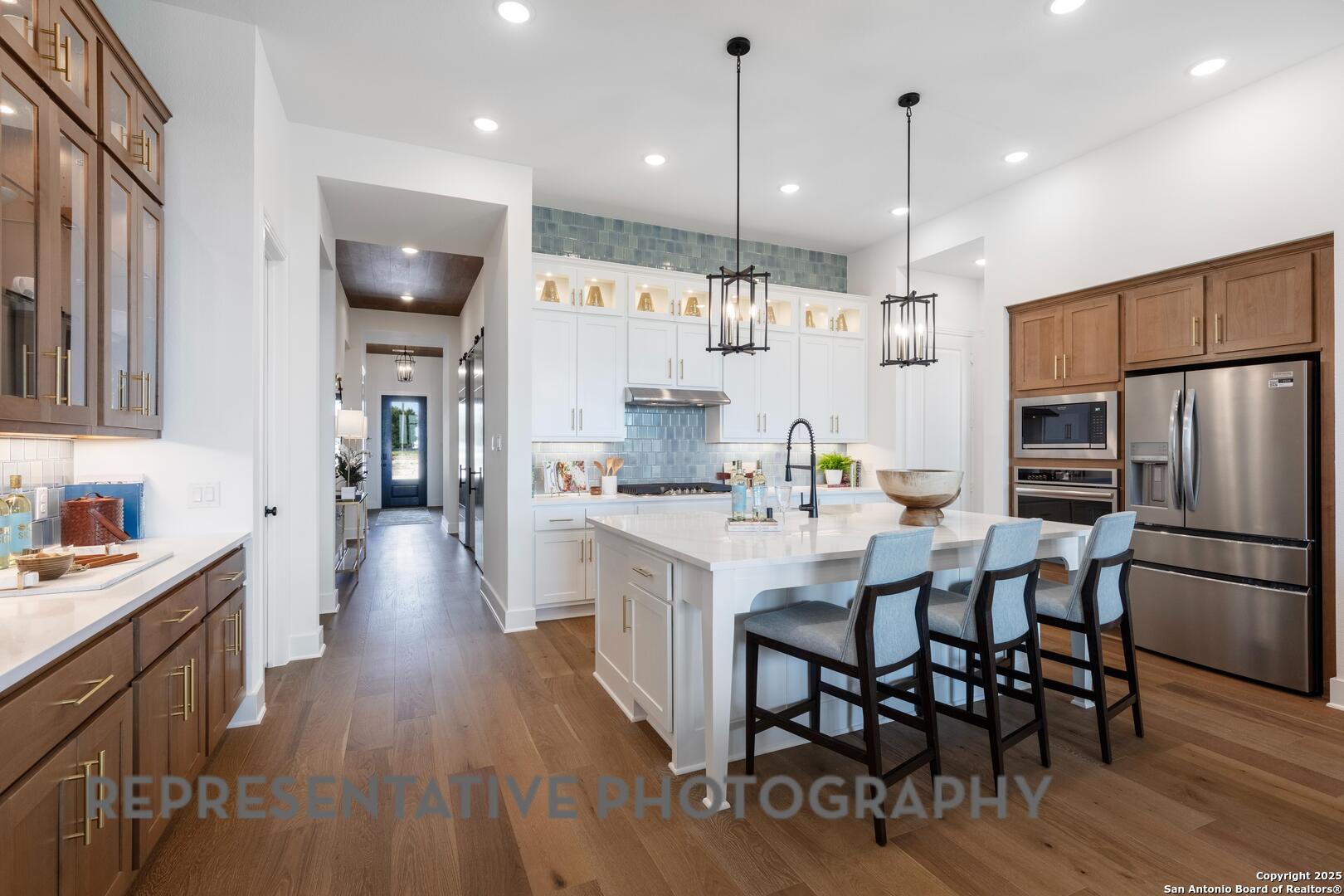 186 Lacey Oak