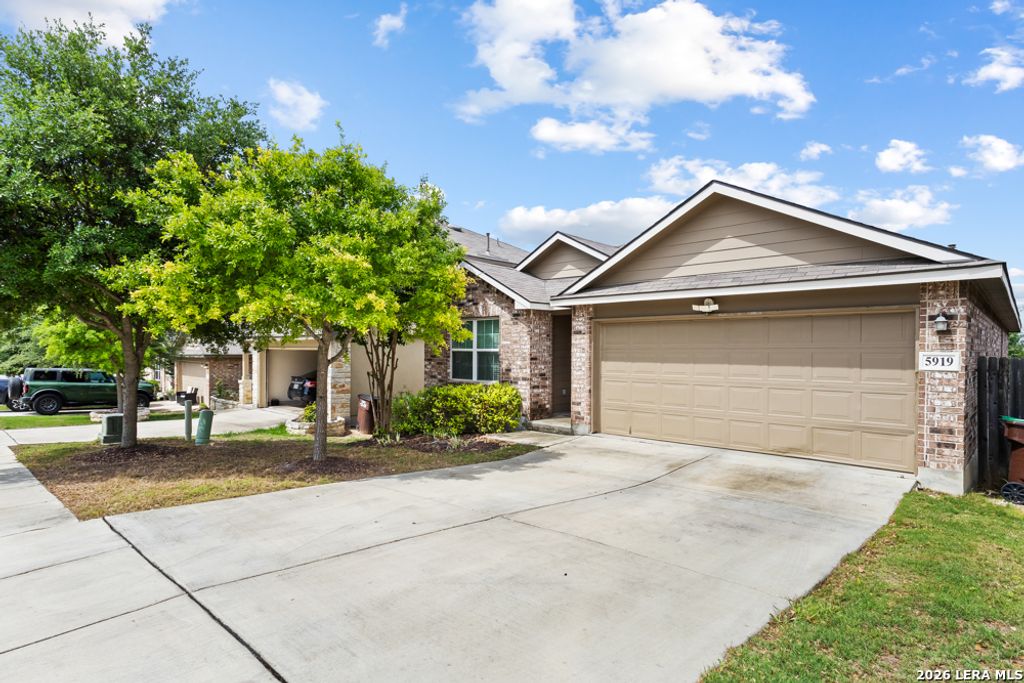 Photo of 5919 Hindes Stone, San Antonio, TX 78253 (MLS # 1957883)