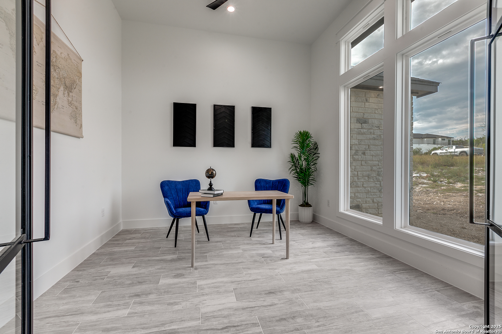 205 Private Road 2772