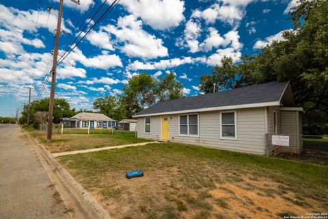 A home in Poteet