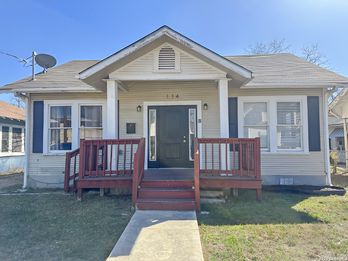 Single Family Residence at 114 Yale