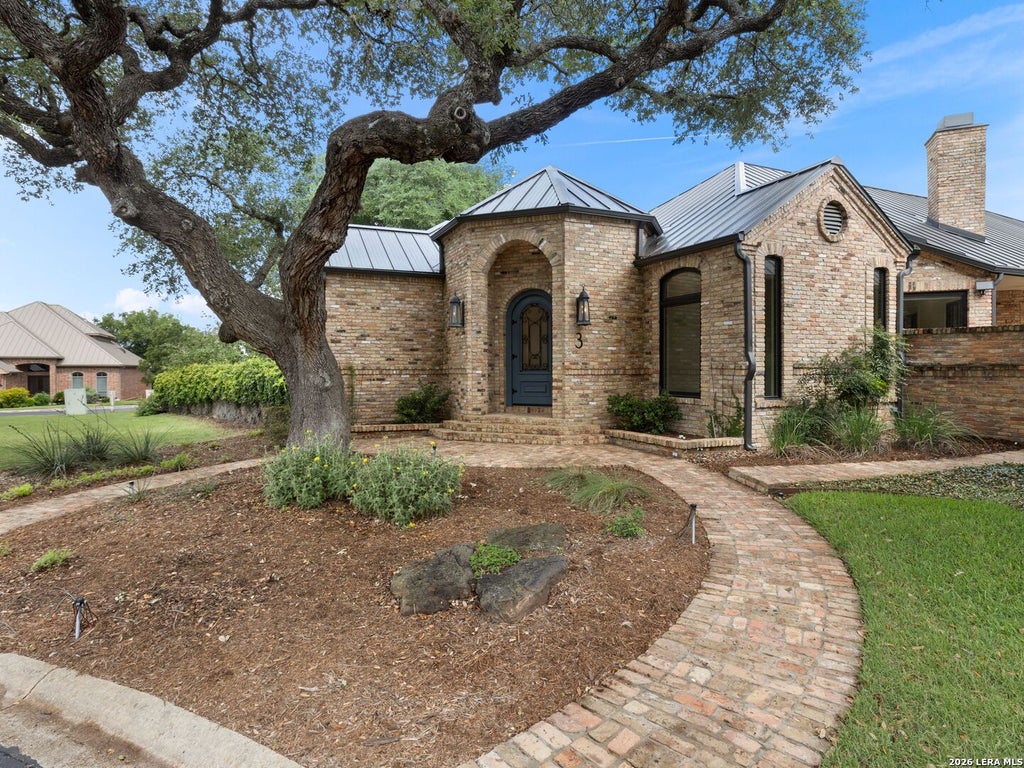 Photo of 3 BURNHAM GLN, San Antonio, TX 78257 (MLS # 1997794)