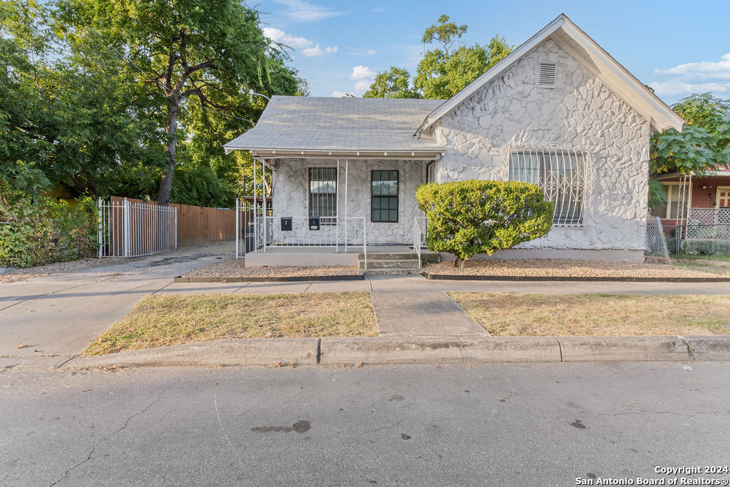 View San Antonio, TX 78207 house