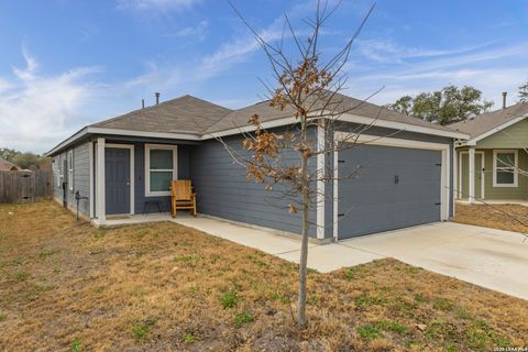 Far West Side 14632 Cregg Mill San Antonio TX 78254