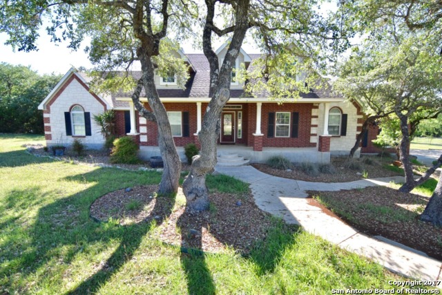 Photo 1 of 25 — 444 LANTANA RDG, Spring Branch, TX 78070