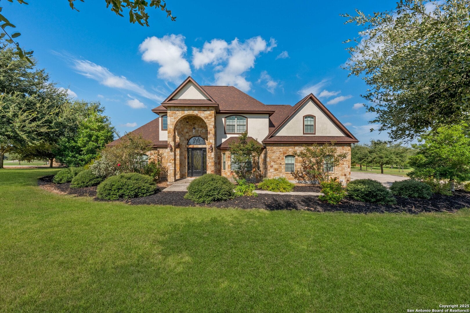169 Abrego Lake