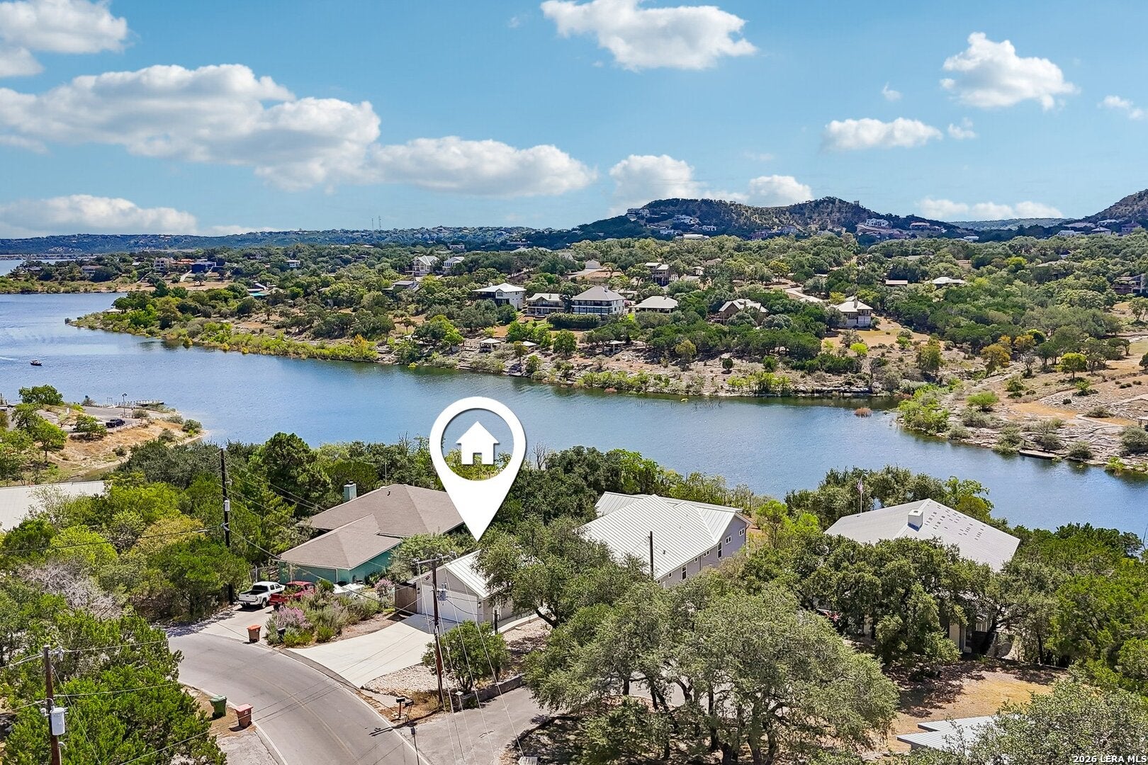 2042 COLLEEN DR