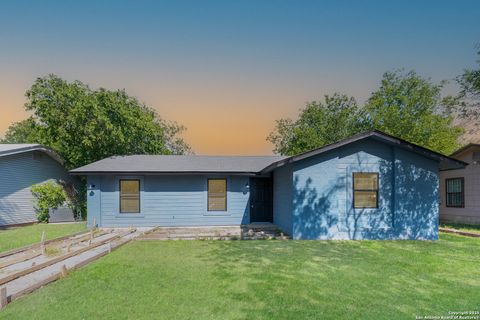 7038 Apple Valley San Antonio TX 78242