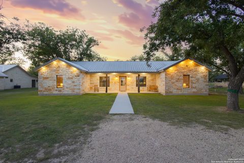 370 JOHNNY SEIBERT Leakey TX 78873