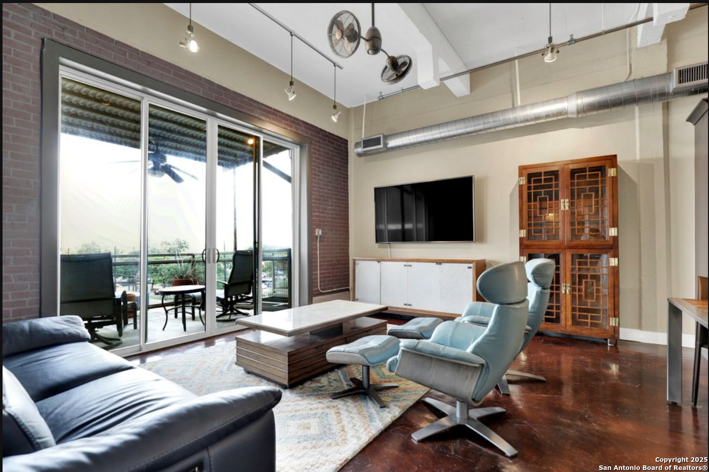 831 S Flores 2407-2409