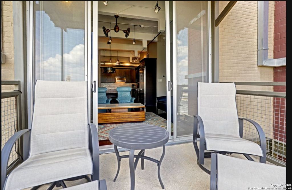 Photo of 831 S Flores 2407-2409 #2407-2409, San Antonio, TX 78204 (MLS # 1910078)