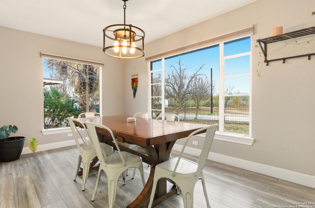 Photo of 622 S Josephine Tobin, San Antonio, TX 78201 (MLS # 1934731)