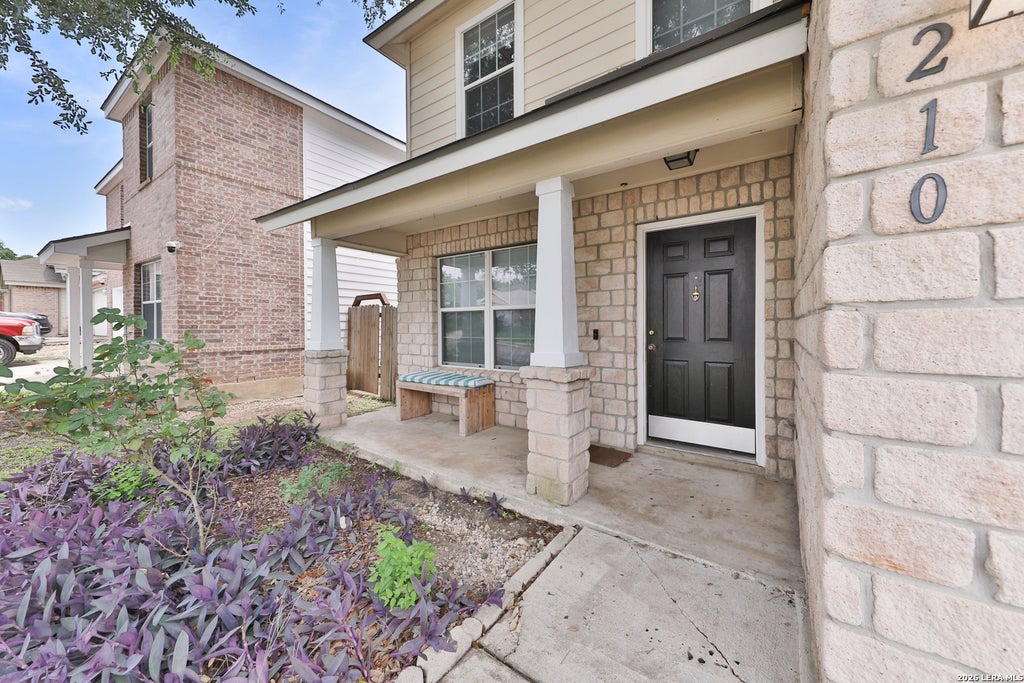 Photo of 210 Hallie Pass, San Antonio, TX 78227 (MLS # 2019044)