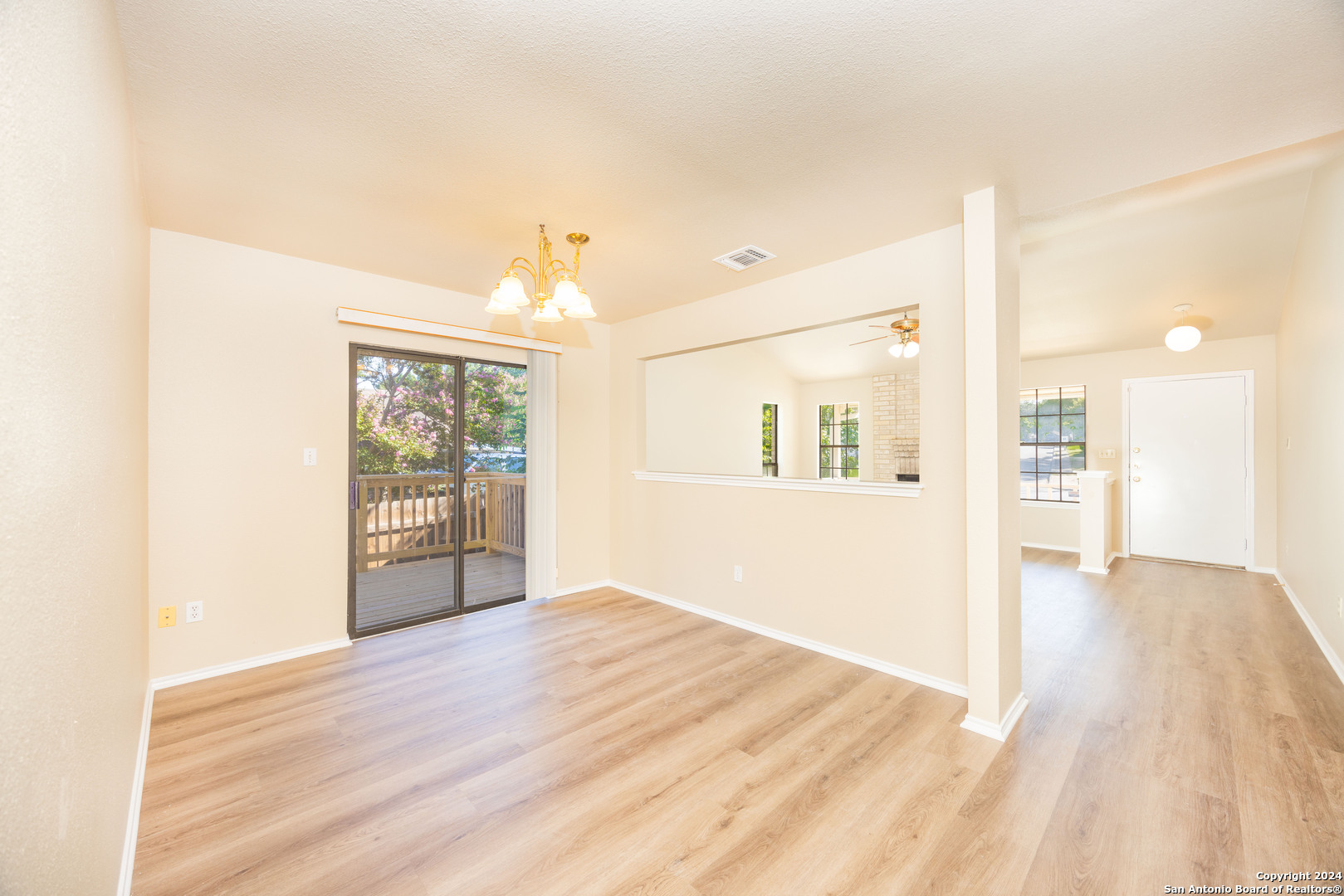 13911 Cypress Hollow Dr