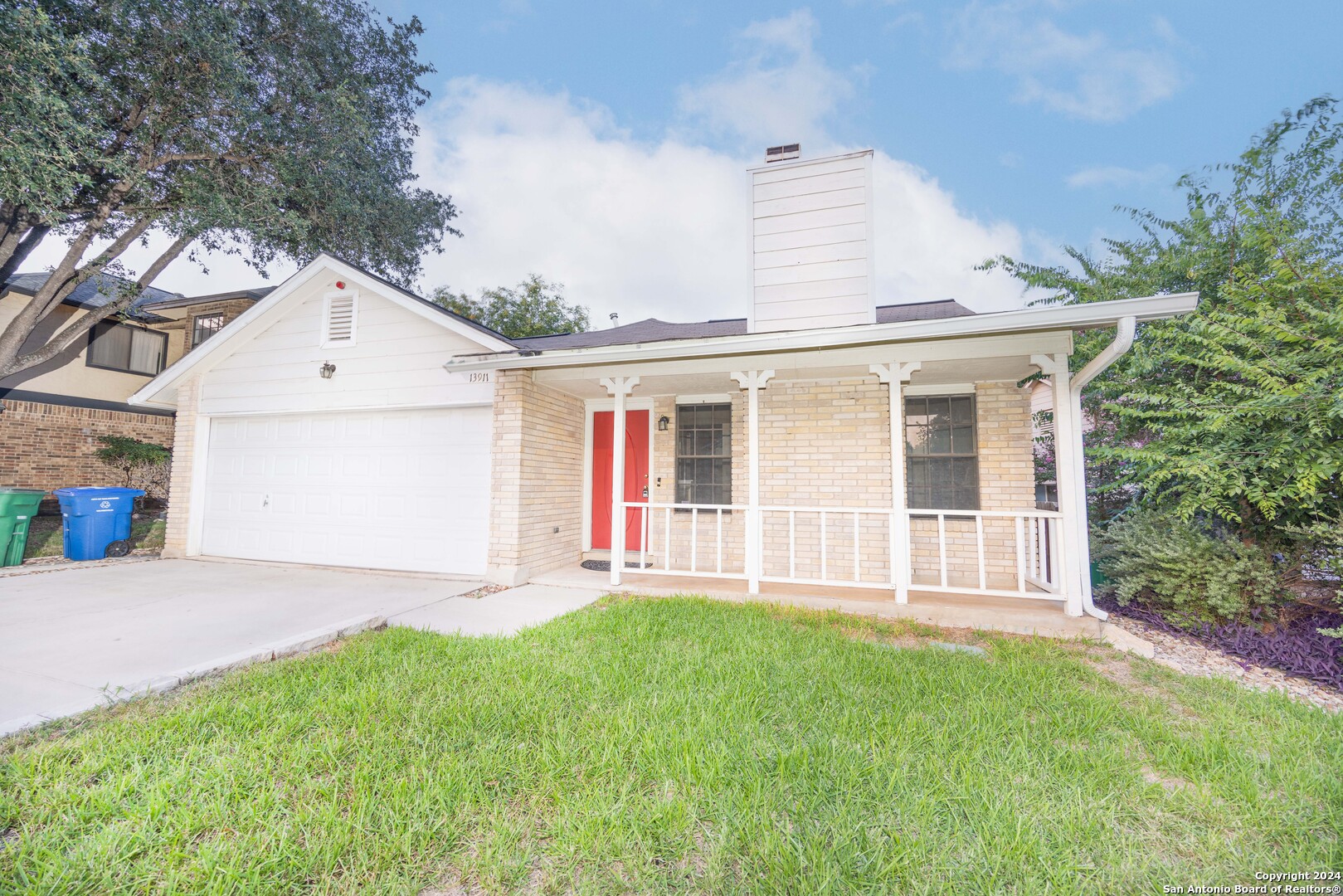 13911 Cypress Hollow Dr