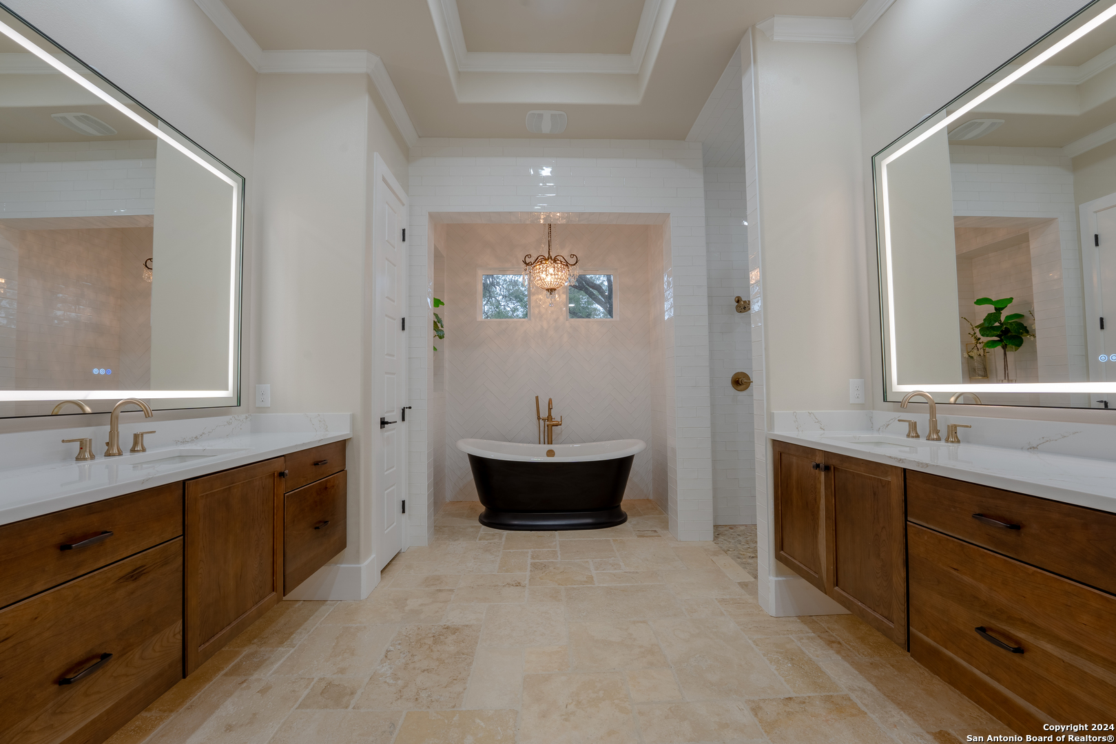 507 ARTHUR CT