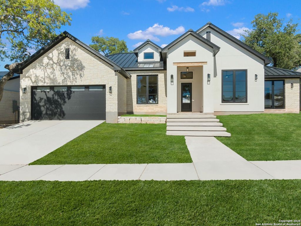 Photo of 118 Chama, Boerne, TX 78006 (MLS # 1923860)