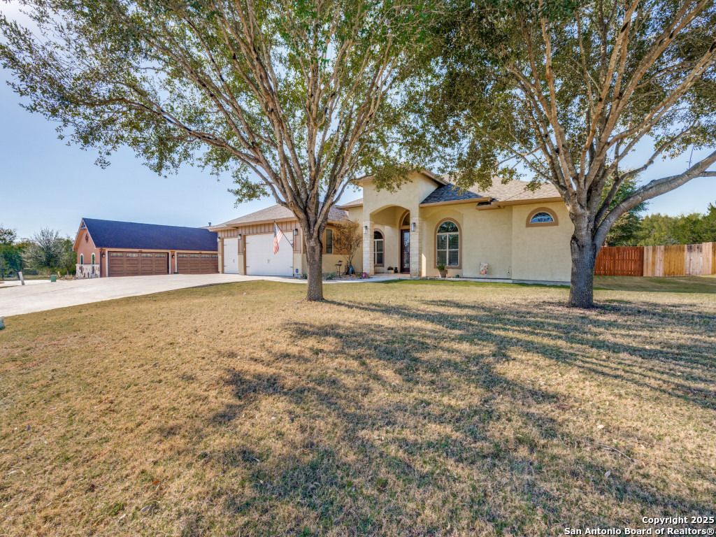 Photo of 223 River Park, New Braunfels, TX 78130 (MLS # 1921354)