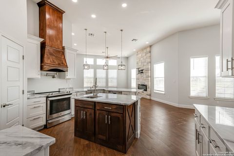 A home in Atascosa