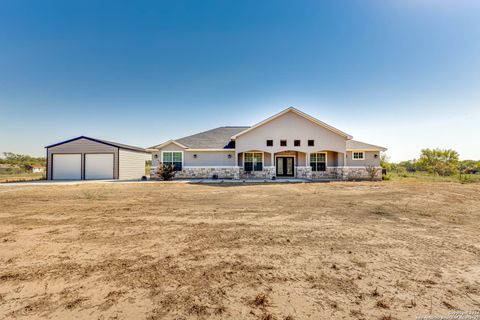 A home in Atascosa