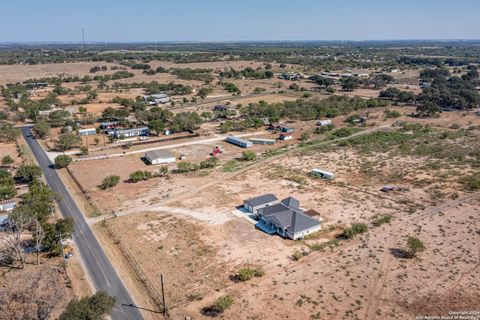 A home in Atascosa