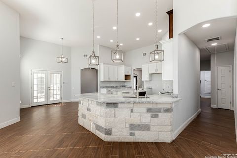 A home in Atascosa