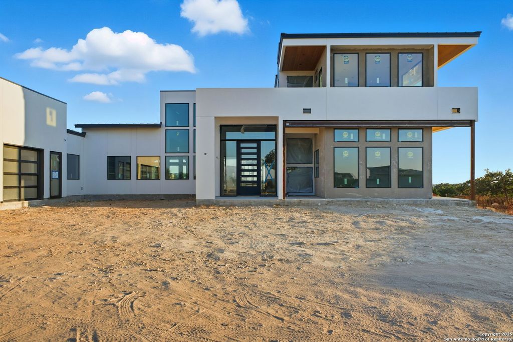 Photo of 10130 NINA RDG, San Antonio, TX 78255 (MLS # 1836220)