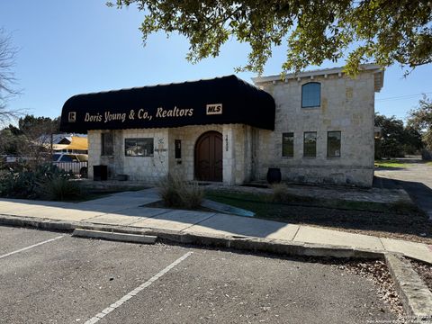 14239 Old Bandera Helotes TX 78023