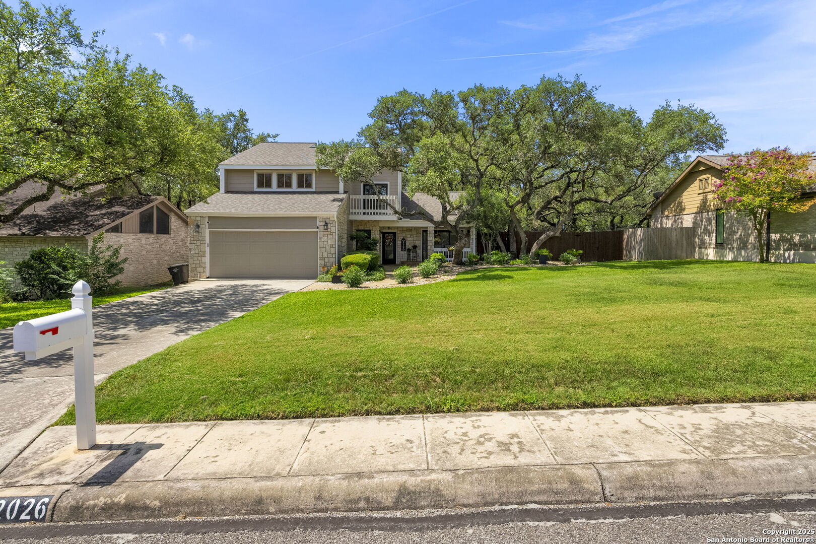 2026 Encino Vista St.