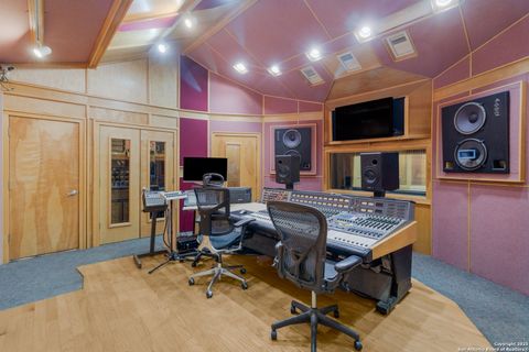 25802 Hazy Hollow San Antonio TX 78255