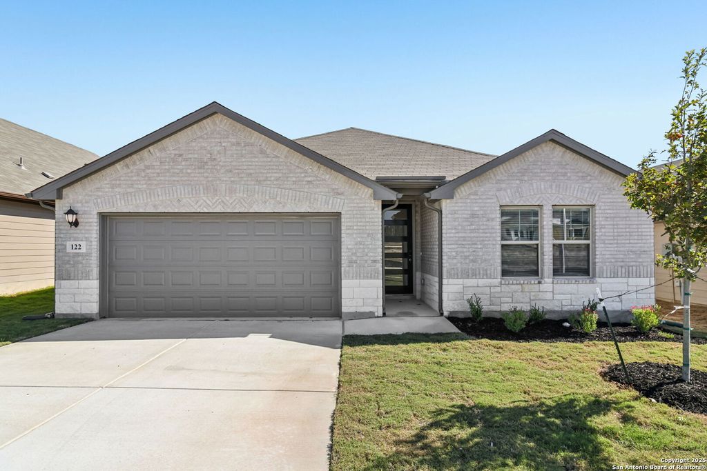Photo of 122 Dakota Ridge, Cibolo, TX 78108 (MLS # 1898091)