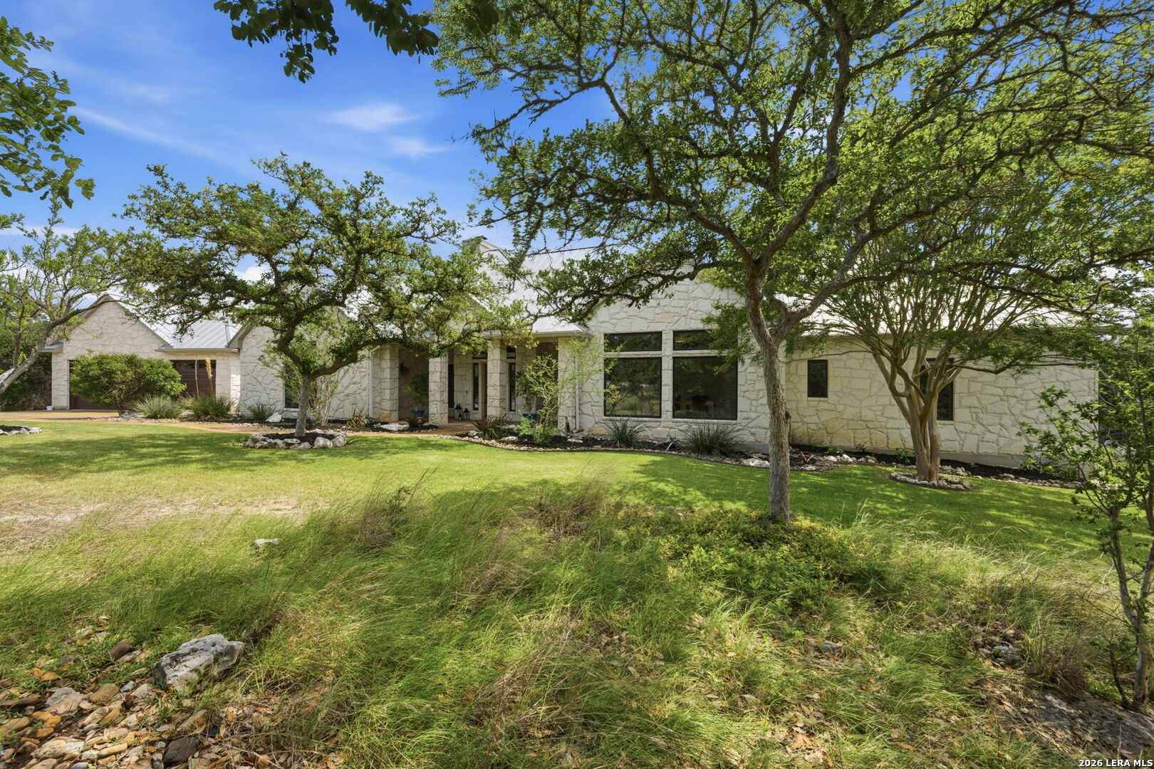 125 Greystone Point