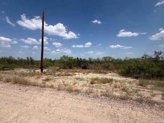 S TEXAS, EAGLE PASS, TX 78852 - Image ac87dbbd6edaf49740e4b02ccc0da0a1/1131768468