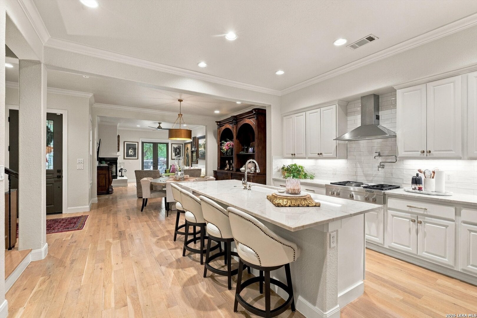 4175 Texas Elm 4175