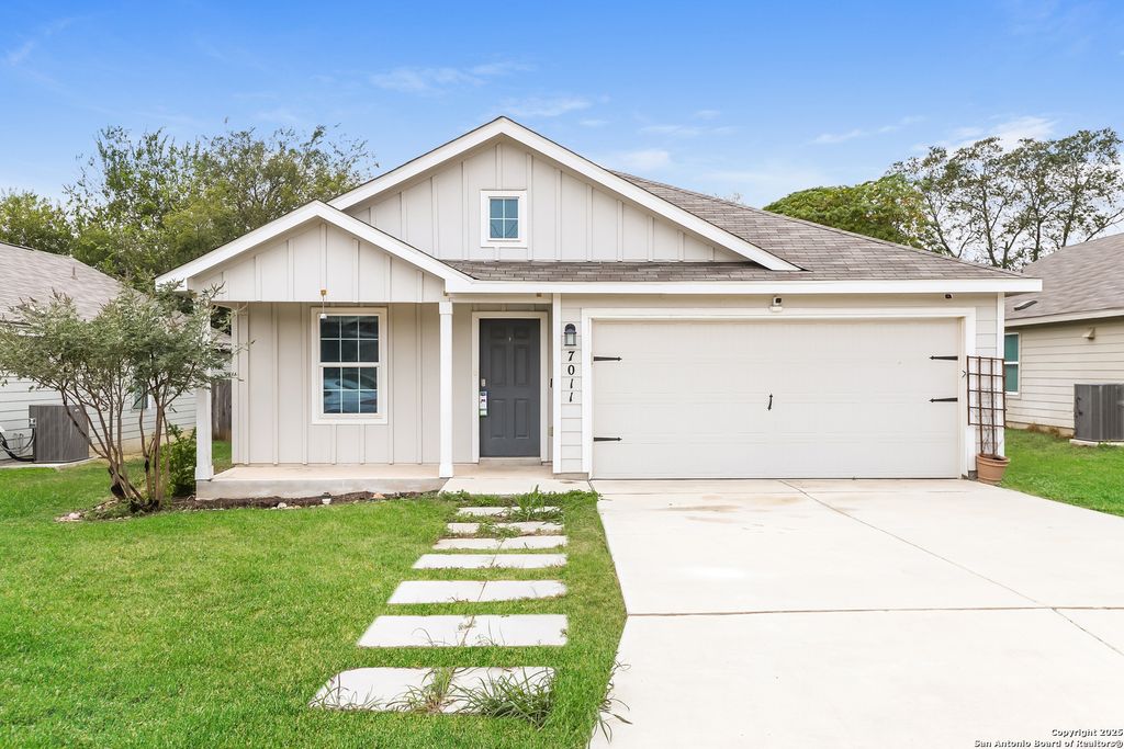 Photo of 7011 Randado Ct, San Antonio, TX 78242 (MLS # 1926259)