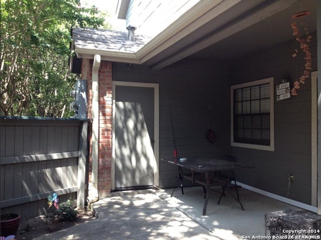 Photo of 51 CHAPEL HILL CIR 51 #51, San Antonio, TX 78240 (MLS # 1992572)