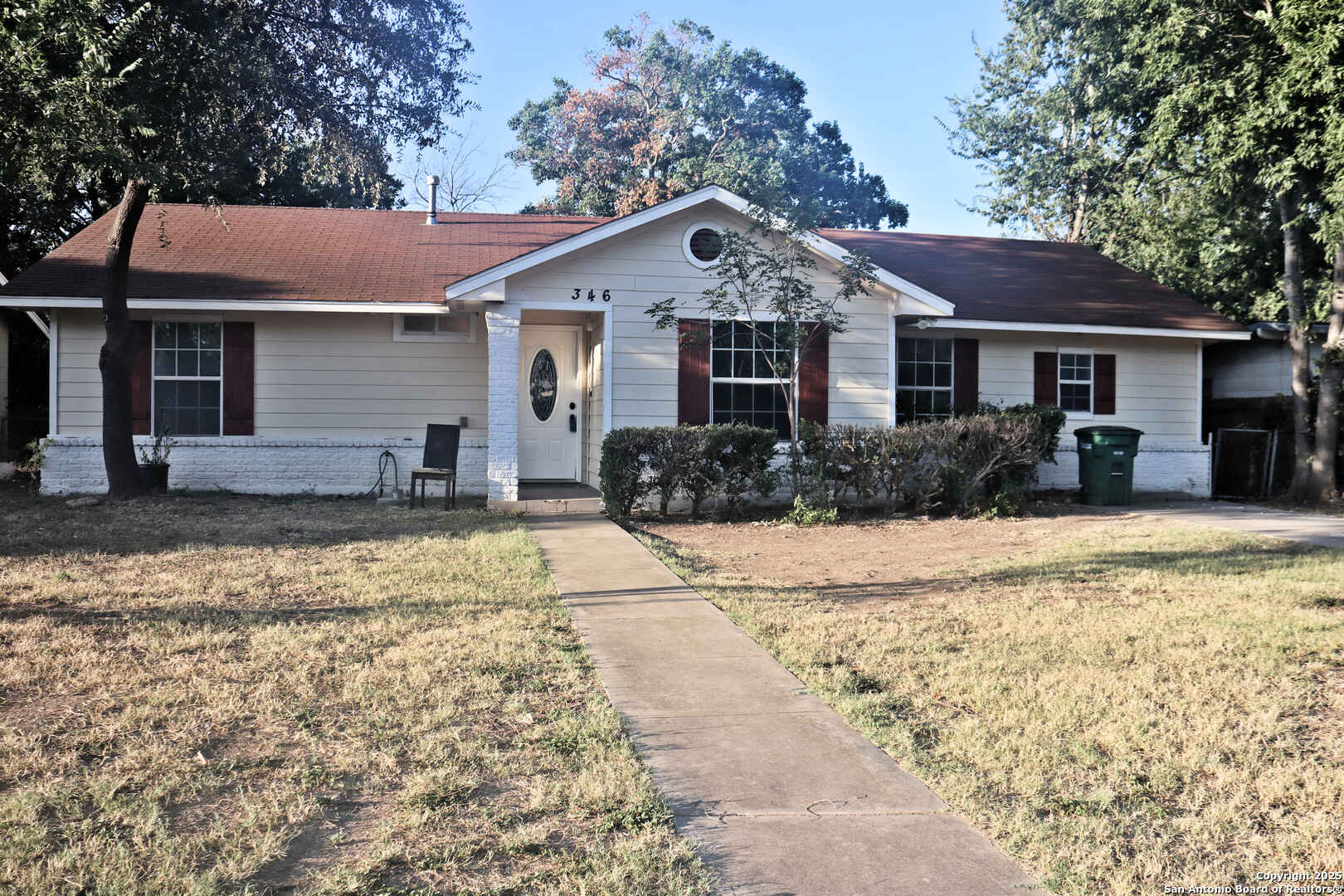 346 Ashland