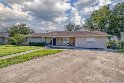 A home in Uvalde