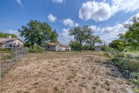 A home in Uvalde