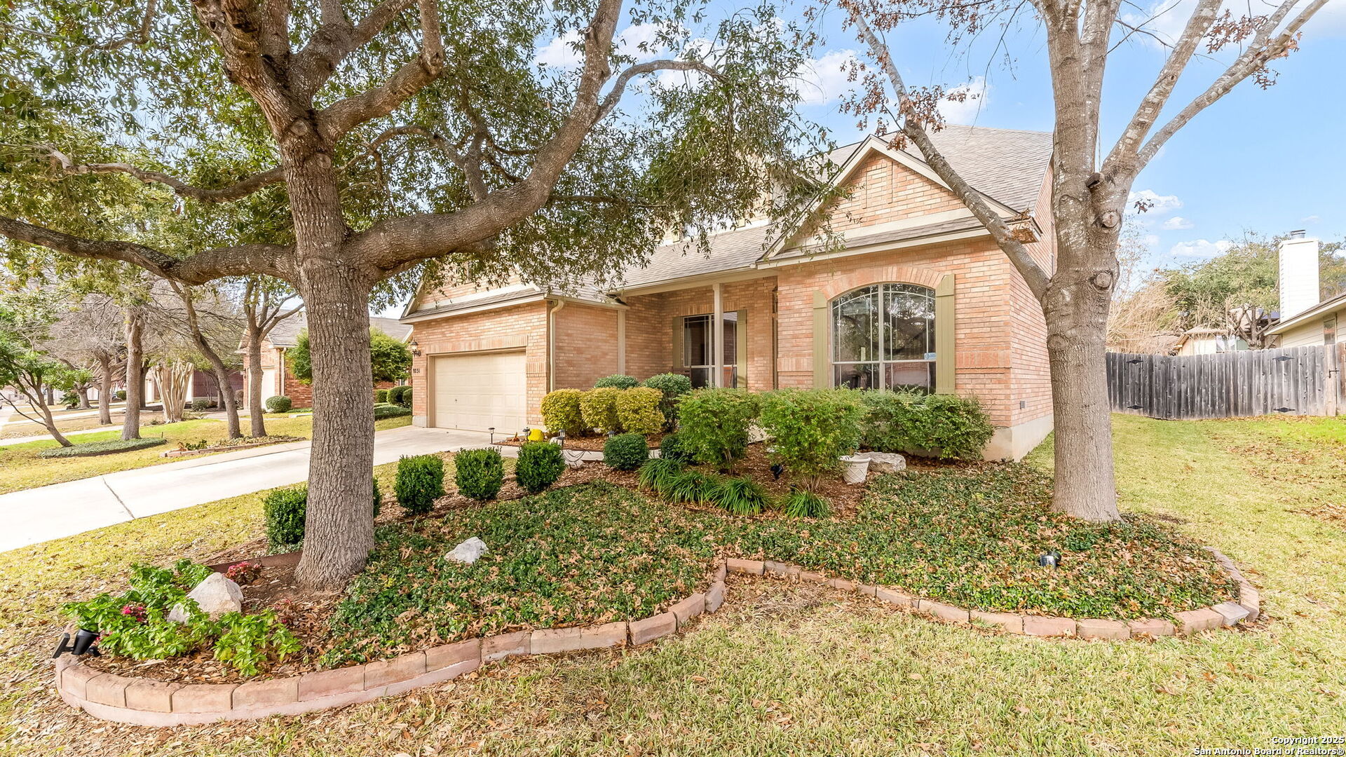 9231 LARSONS LN