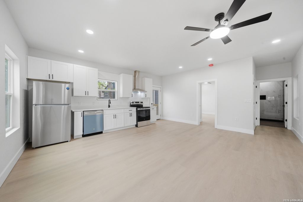 Photo of 1225 Burnet 102 #102, San Antonio, TX 78202 (MLS # 1955534)