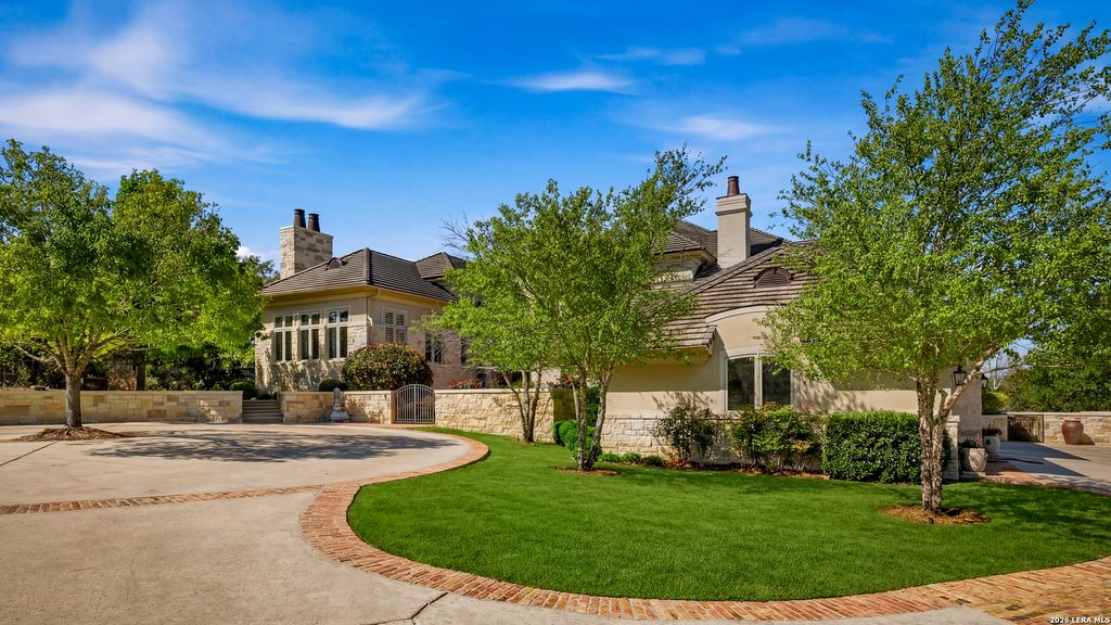 Photo of 52 Oakland Hills, Boerne, TX 78006 (MLS # 1957817)