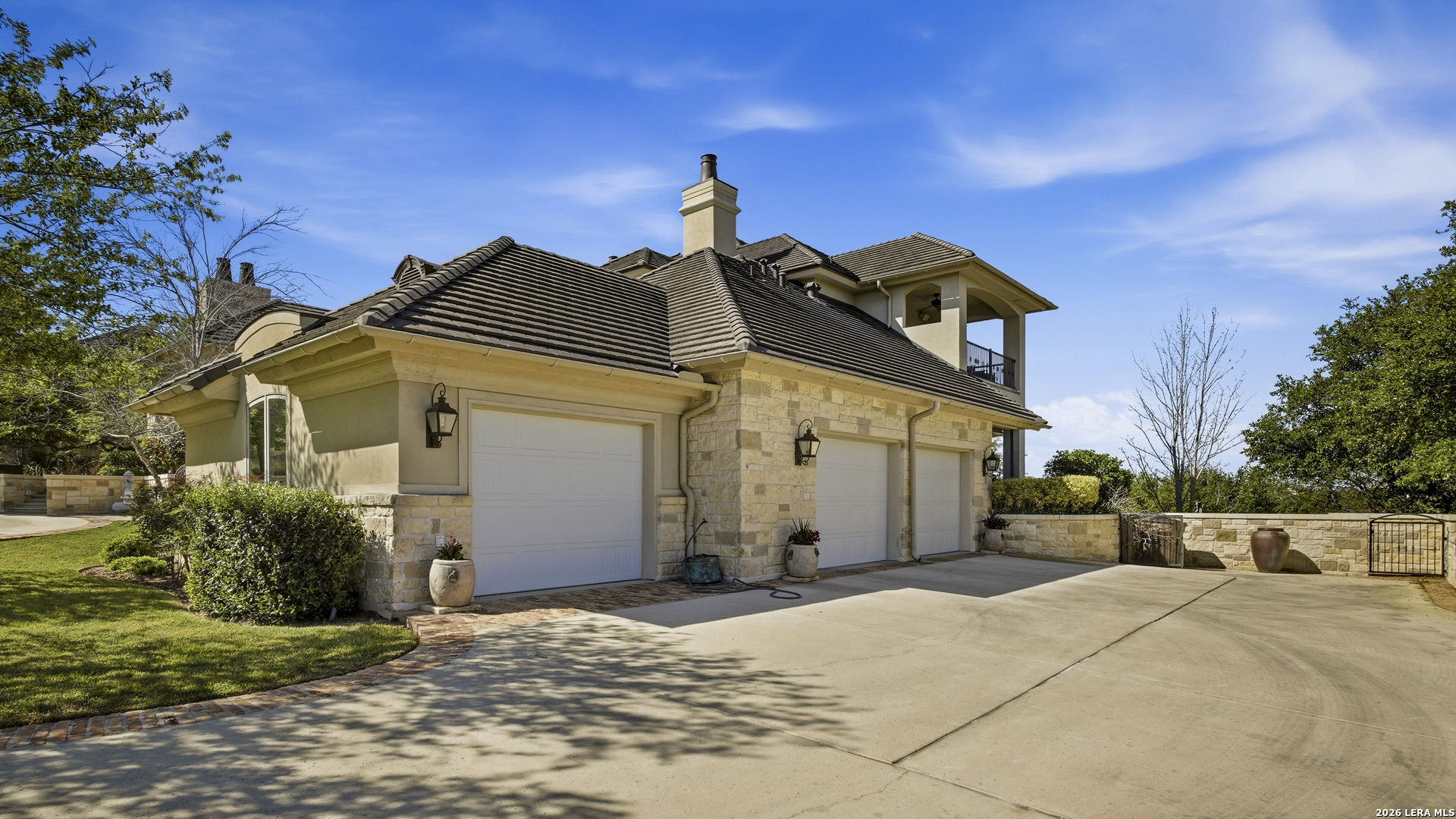 52 Oakland Hills